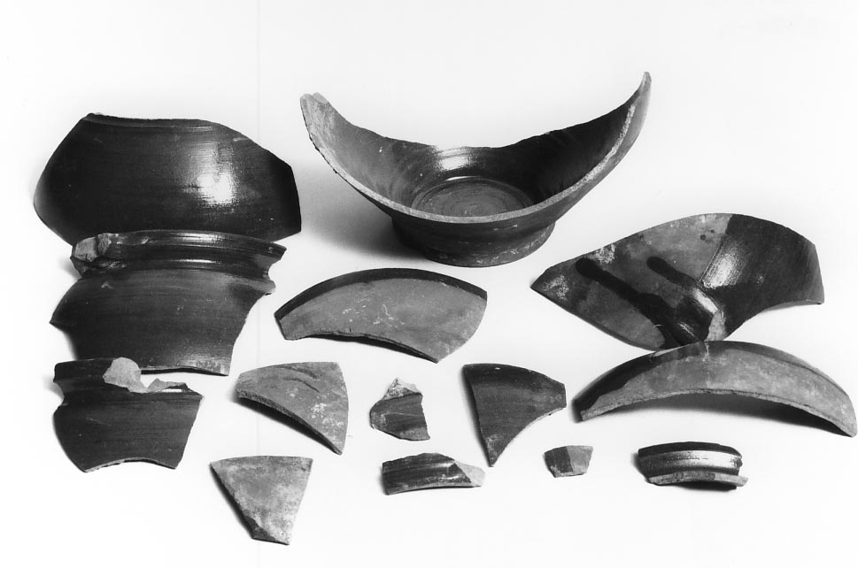 olla, frammento - manifattura marchigiana (sec. XVII)