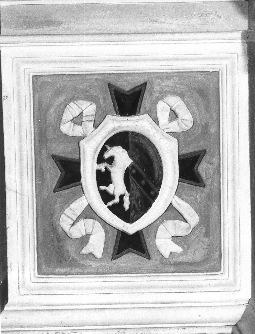 stemmario, elemento d'insieme - bottega marchigiana (sec. XIX)