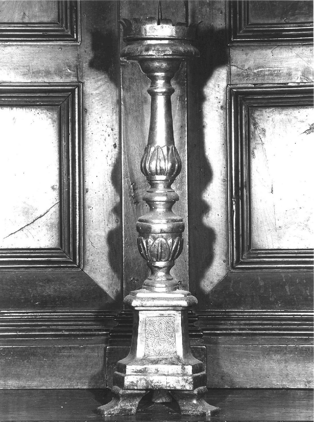 candelabro - bottega marchigiana (primo quarto sec. XIX)