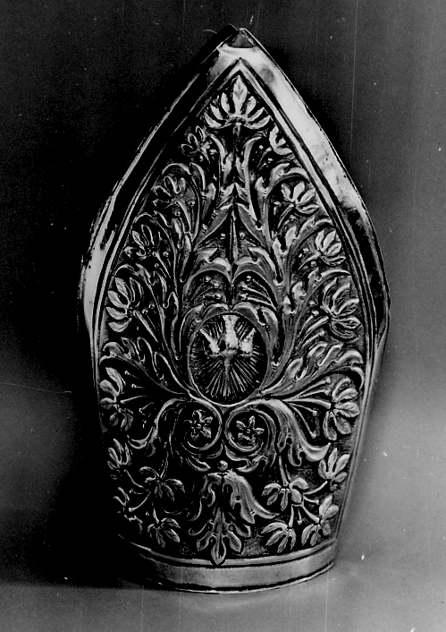 attributo iconografico di immagine sacra, elemento d'insieme - bottega sarda (sec. XIX)
