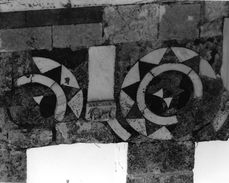 decorazione a intarsio - bottega toscana (sec. XII)