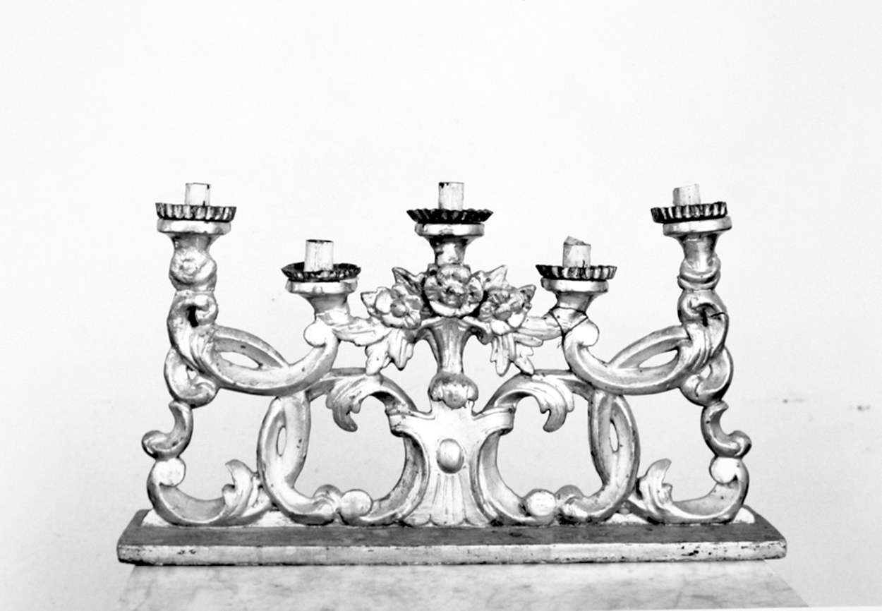 candelabro, coppia - bottega italiana (secc. XVIII/ XIX)