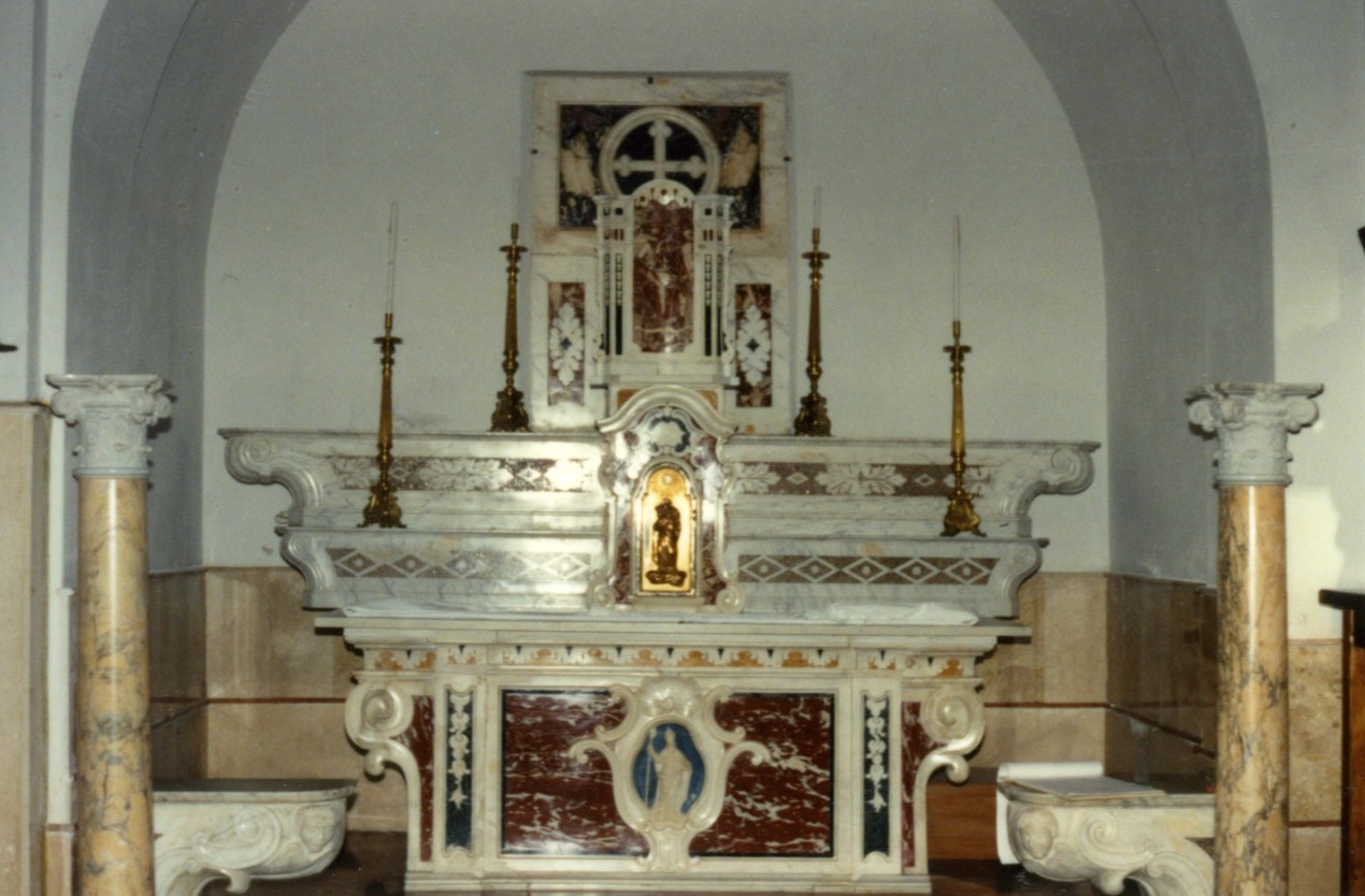 altare di Ugolini Andrea (sec. XIX)