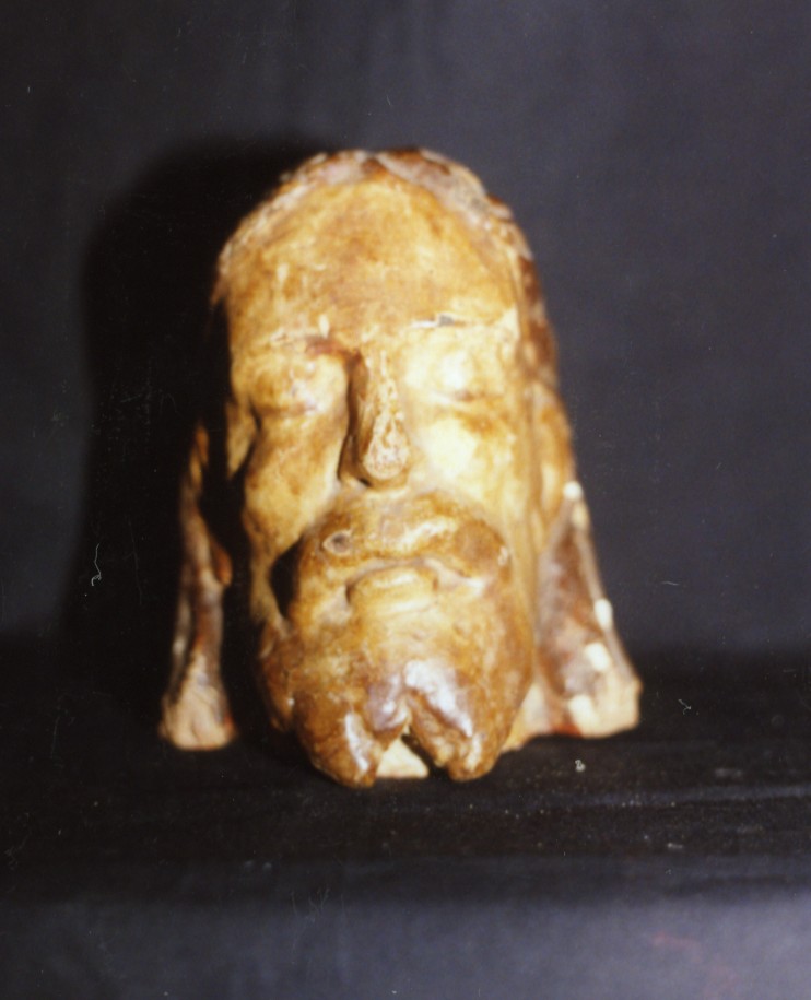 testa di San Giovanni Battista (scultura) - bottega sarda (fine/inizio secc. XVI/ XVII)