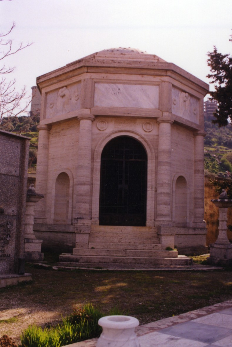 monumento funebre - a cappella - bottega sarda (prima metà sec. XX)