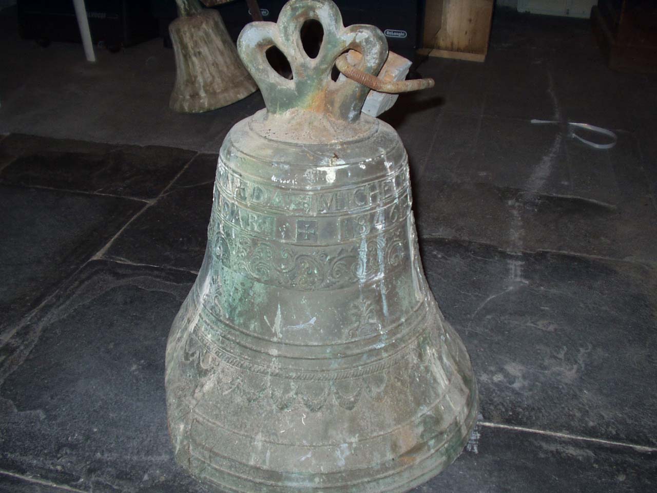 campana di Santi Castiglia Michele (sec. XIX)