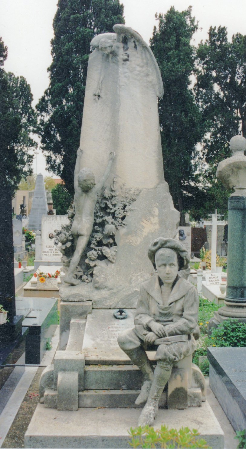 giovane/ angelo con giglio (monumento funebre) di Usai Andrea (primo quarto sec. XX)