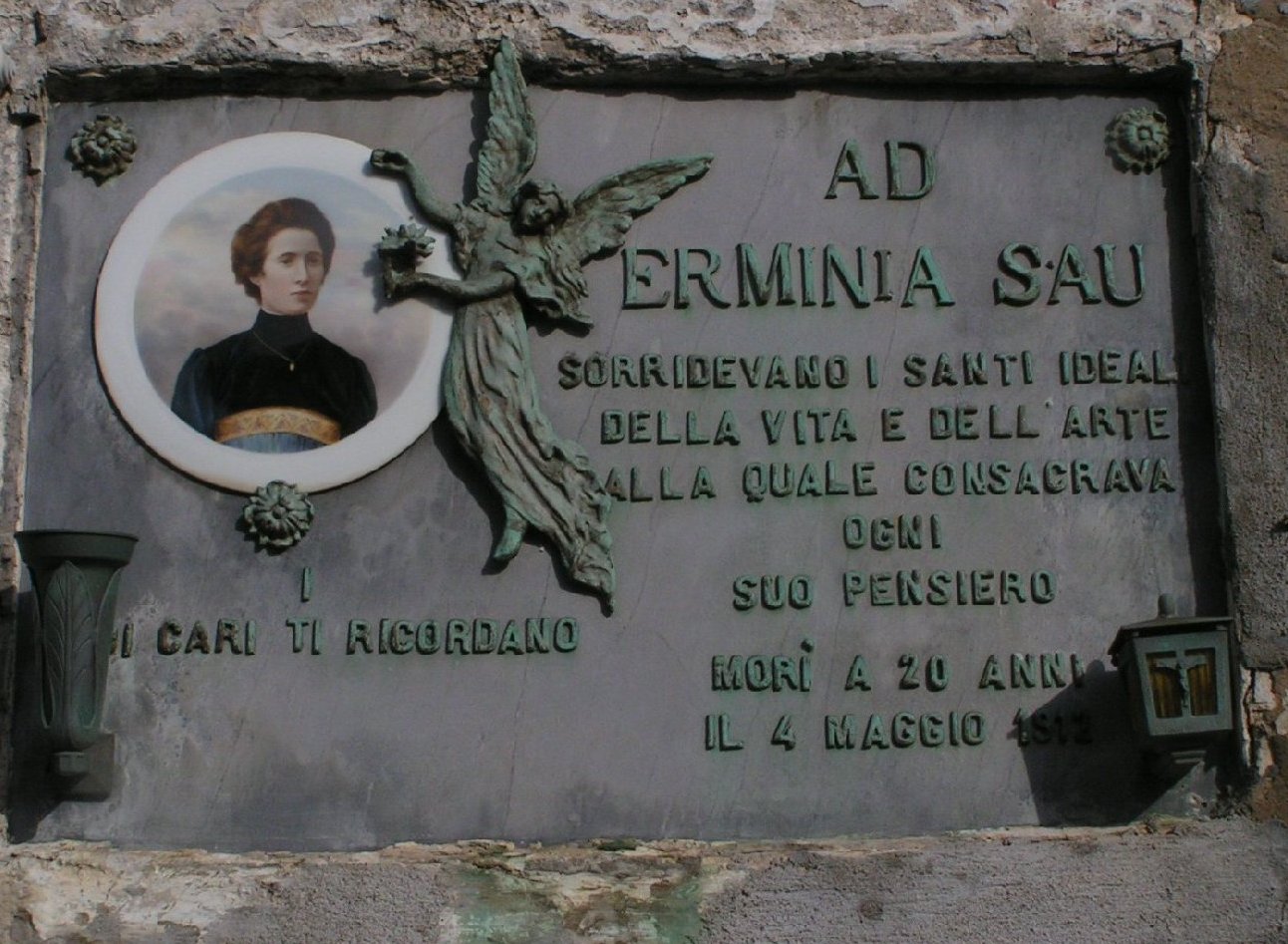 sepoltura di Erminia Sau (lapide tombale) - bottega italiana (sec. XX)