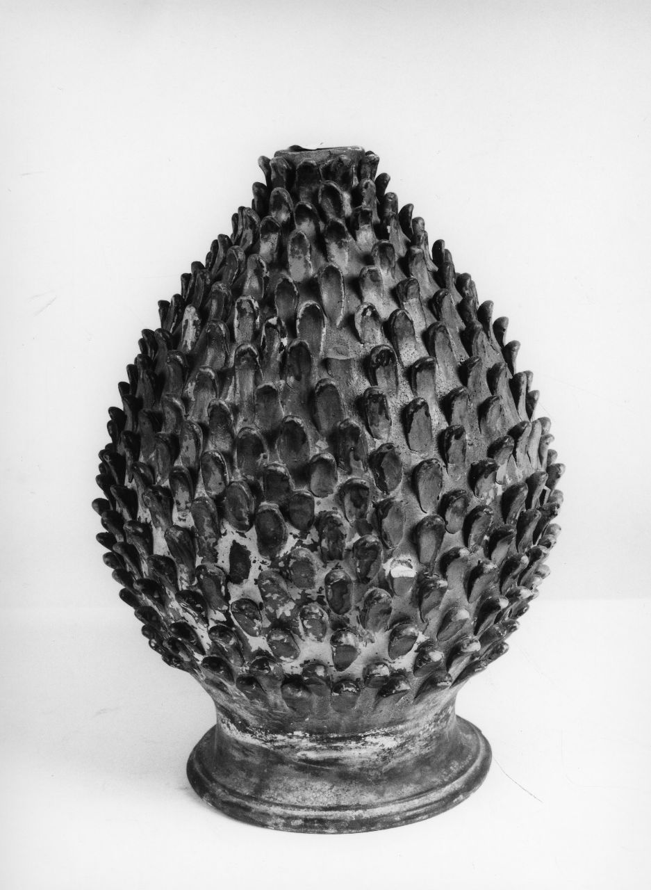 pigna (scultura) - manifattura toscana (sec. XVII)