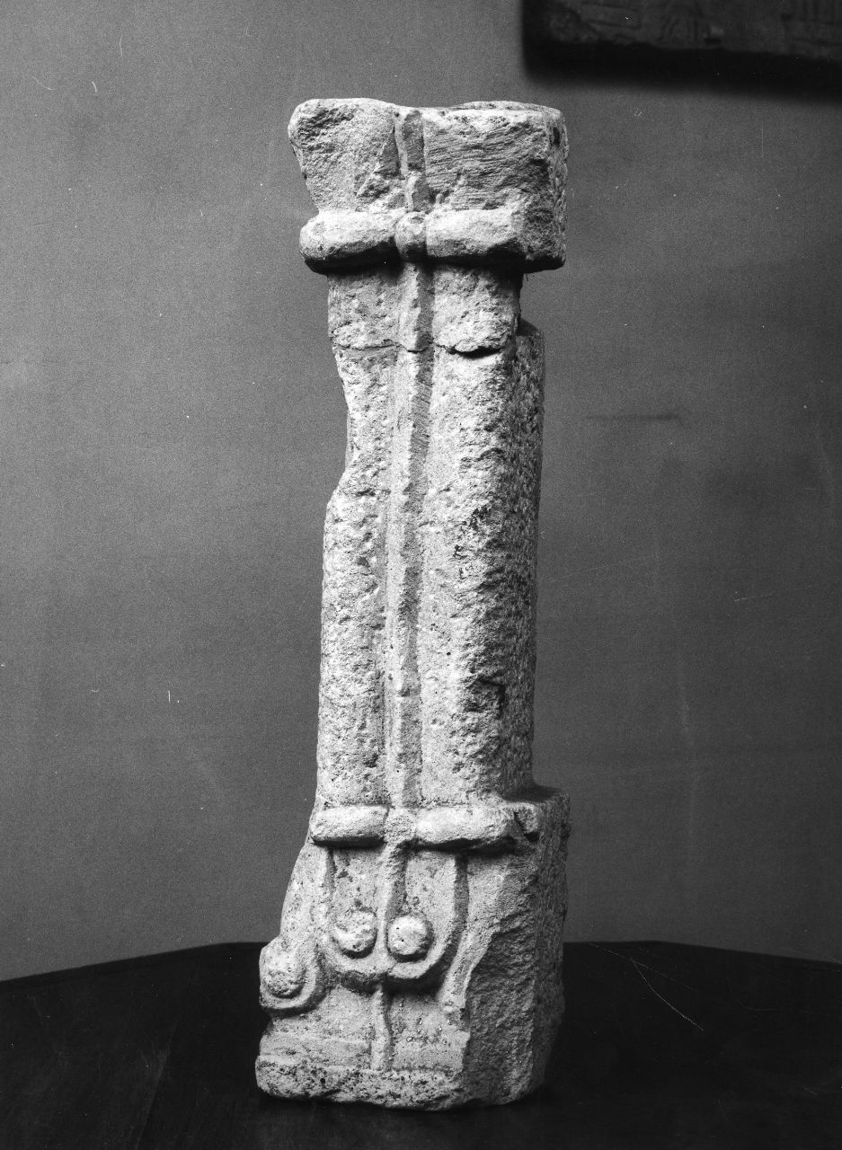 pilastrino - ambito italiano (sec. X)