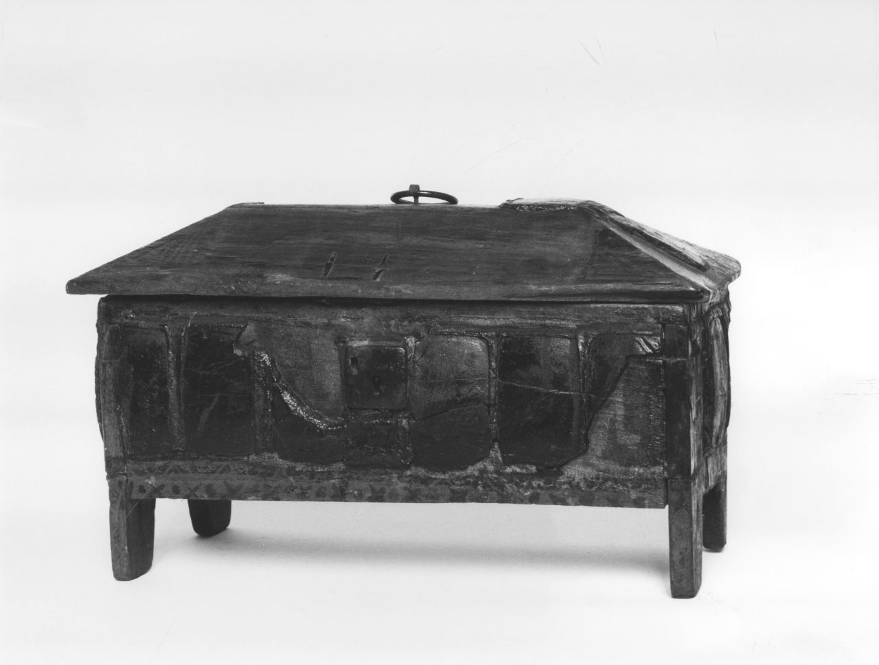 cofanetto - manifattura italiana (?) (secc. XIV/ XV)