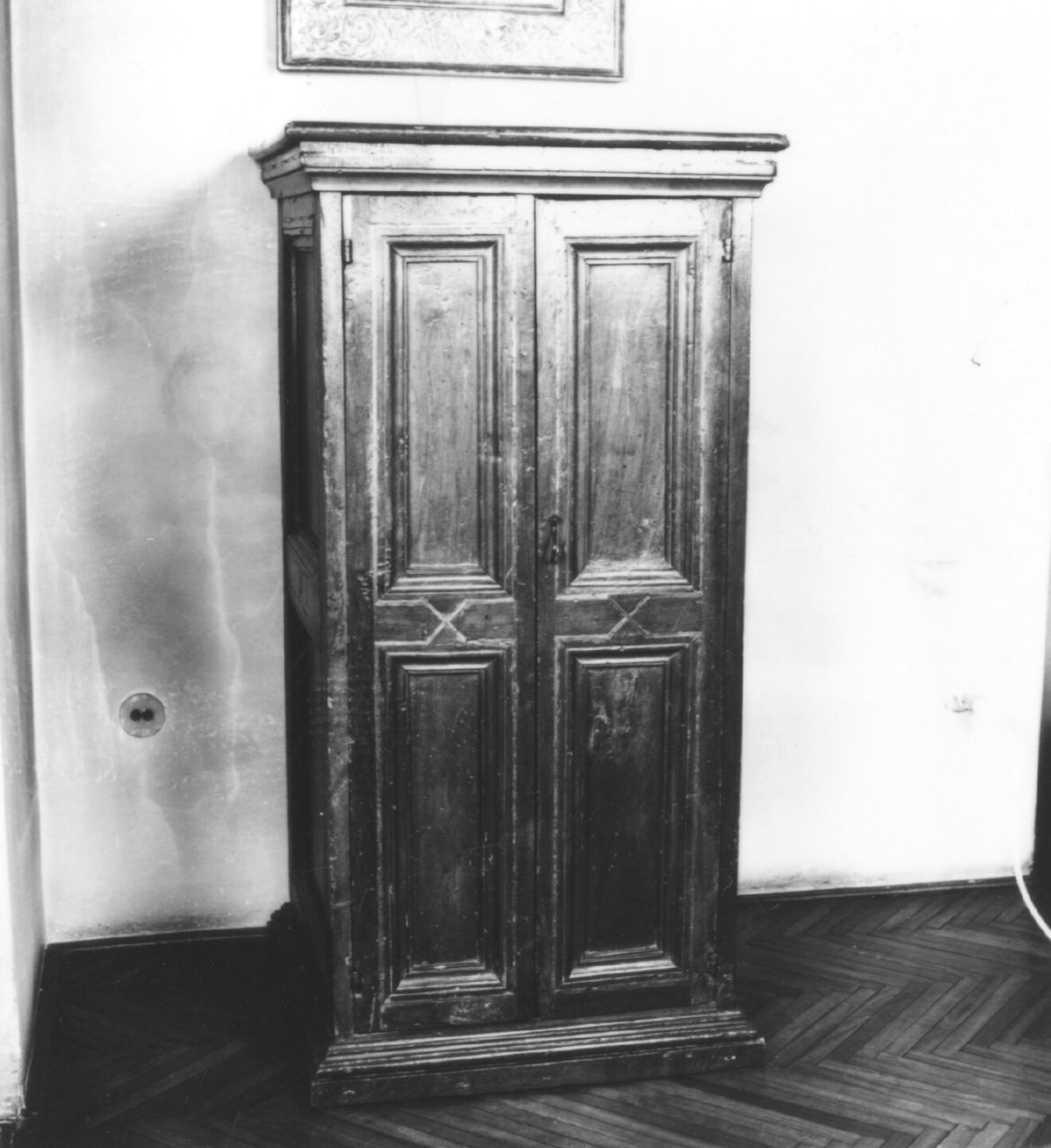 armadio - produzione italiana (prima metà sec. XVII)