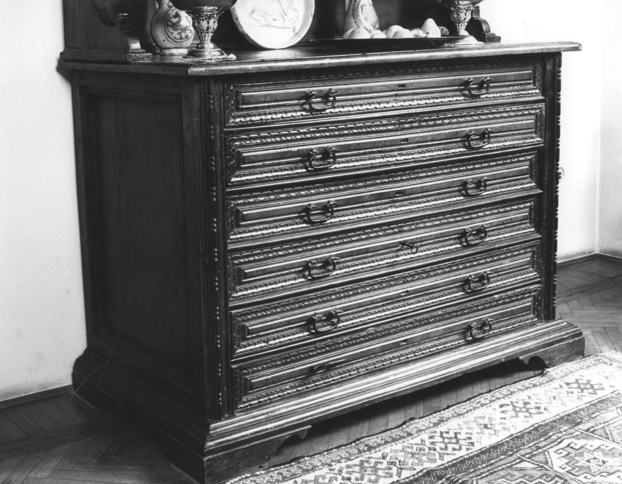 cassettone - produzione lombarda (seconda metà sec. XVI)