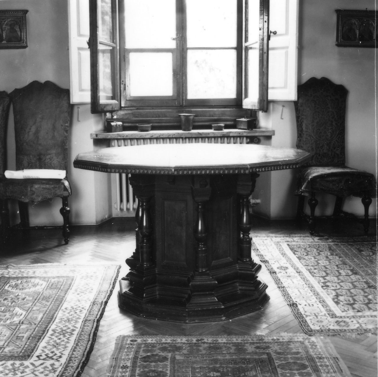 tavolo - manifattura toscana (sec. XVII, sec. XIX)