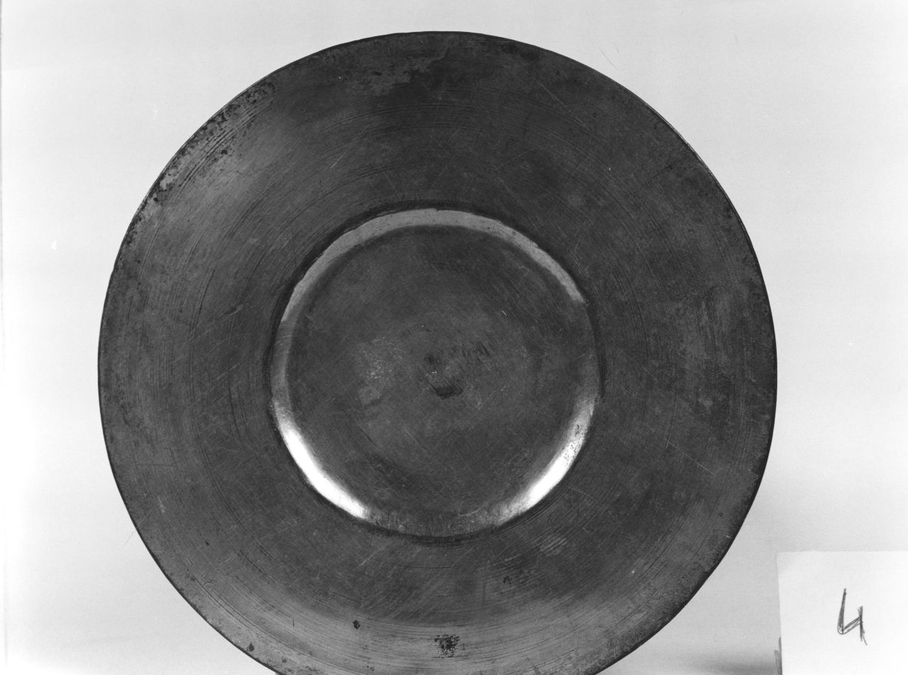 patena - bottega italiana (secc. XVI/ XVIII)