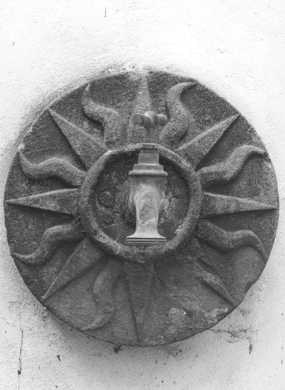 emblema bernardiniano (scultura) - ambito fiorentino (fine/inizio secc. XVI/ XVII)