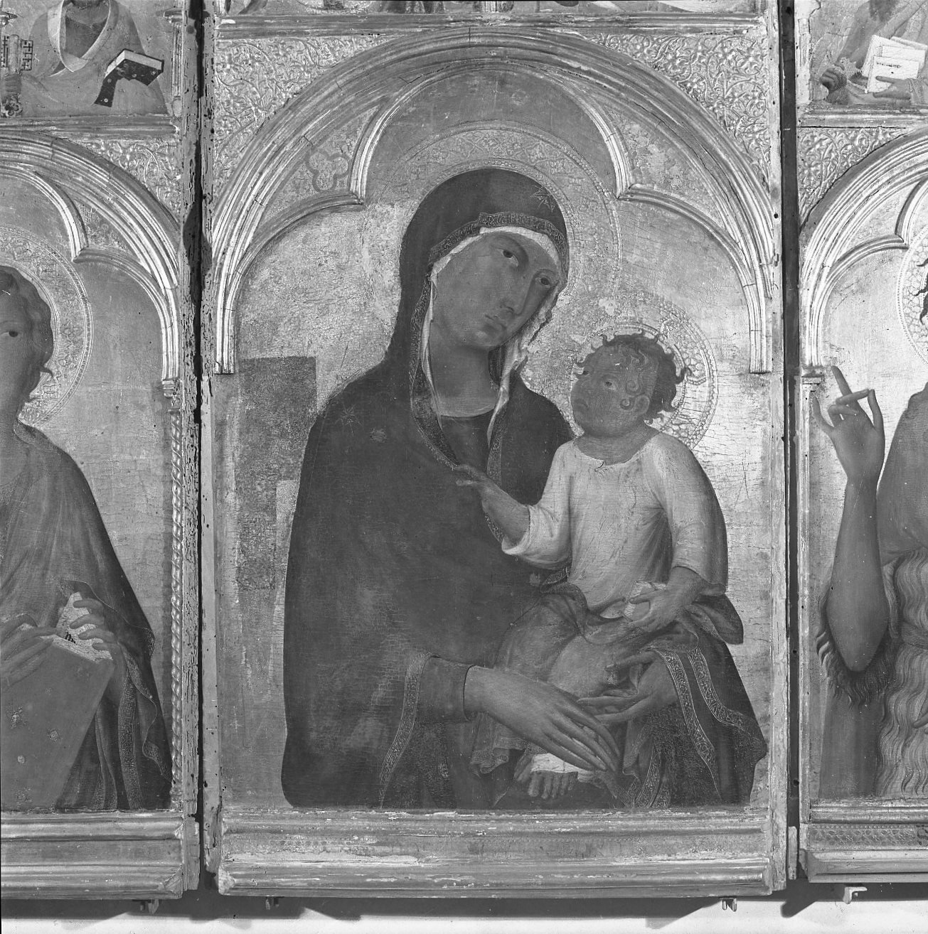 Santa Maria Maddalena, San Taddeo e San Simone, profeta (scomparto di polittico) di Martini Simone (sec. XIV)