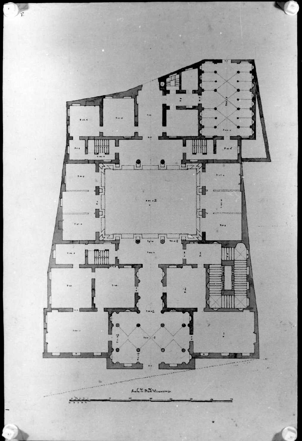 palazzo Loschi a Vicenza (disegno, serie) di Calderari Ottone Maria (sec. XVIII)