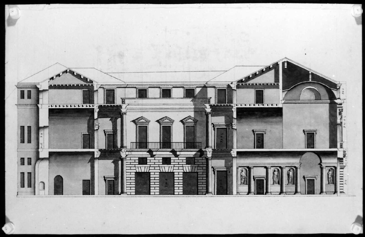 palazzo Loschi a Vicenza (disegno, serie) di Calderari Ottone Maria (sec. XVIII)