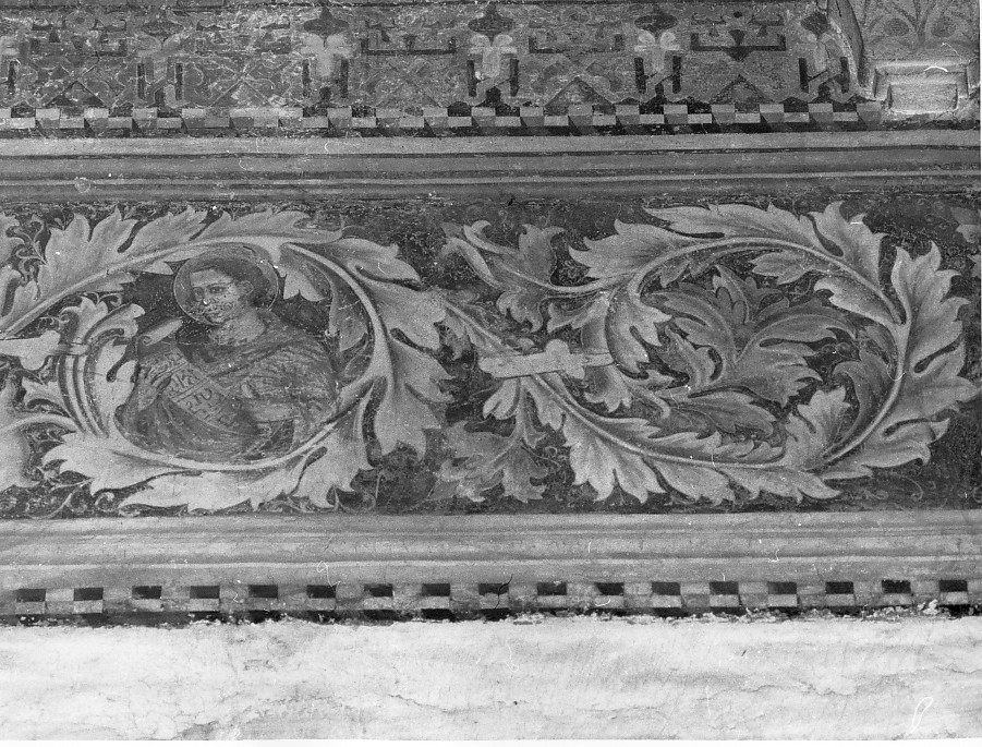motivi decorativi a girali (dipinto, elemento d'insieme) - ambito veronese (prima metà sec. XIV)