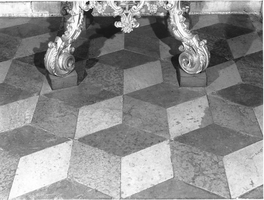 motivi decorativi geometrici (pavimento) - ambito veronese (sec. XVII)