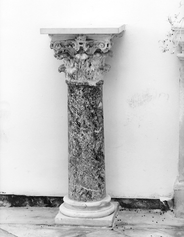 colonna - ambito veneto (sec. XVII)