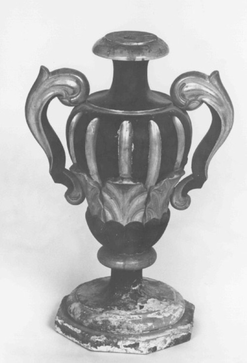 vaso d'altare con composizione floreale - manifattura veneta (sec. XIX)