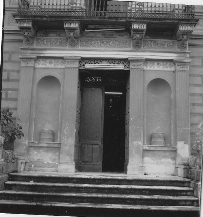 portale di Caregaro Negrin Antonio (attribuito), Giacomelli Lorenzo (attribuito) (sec. XIX)