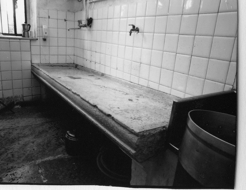lavabo - a parete - ambito veneto (sec. XVII)