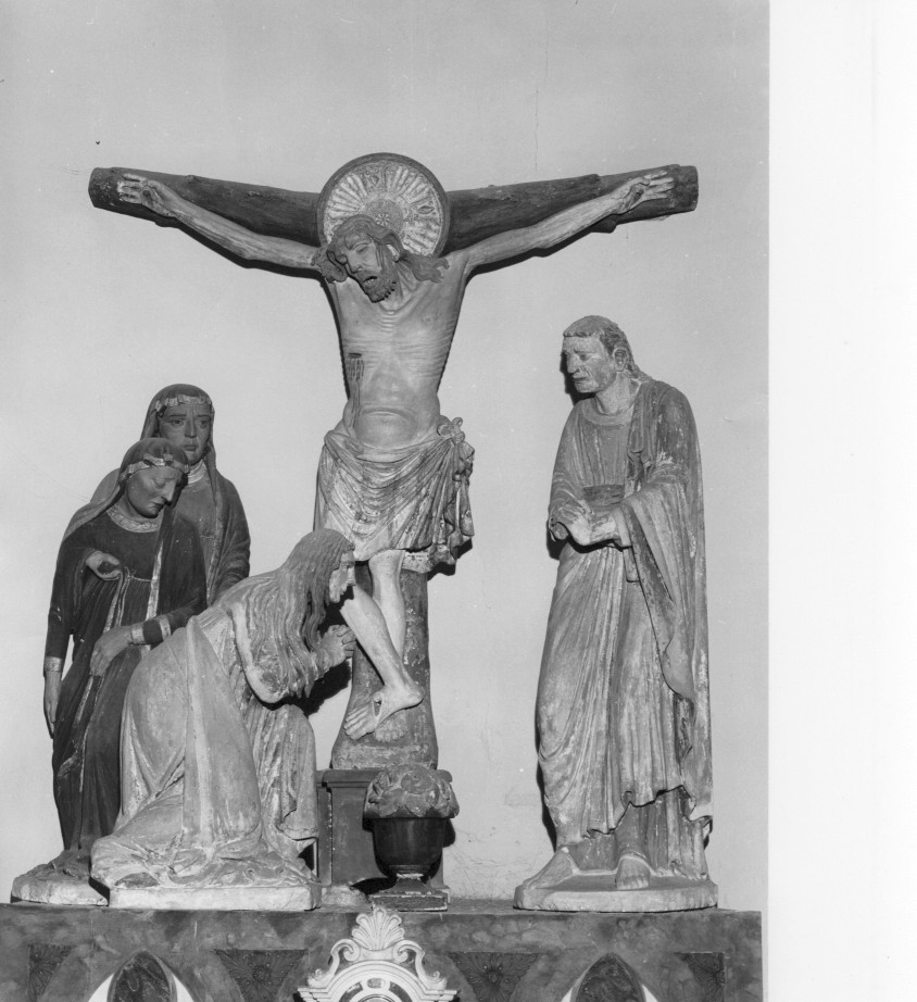 Santa Maria Maddalena ai piedi di Cristo crocifisso (gruppo scultoreo, insieme) - ambito veronese (sec. XIV)