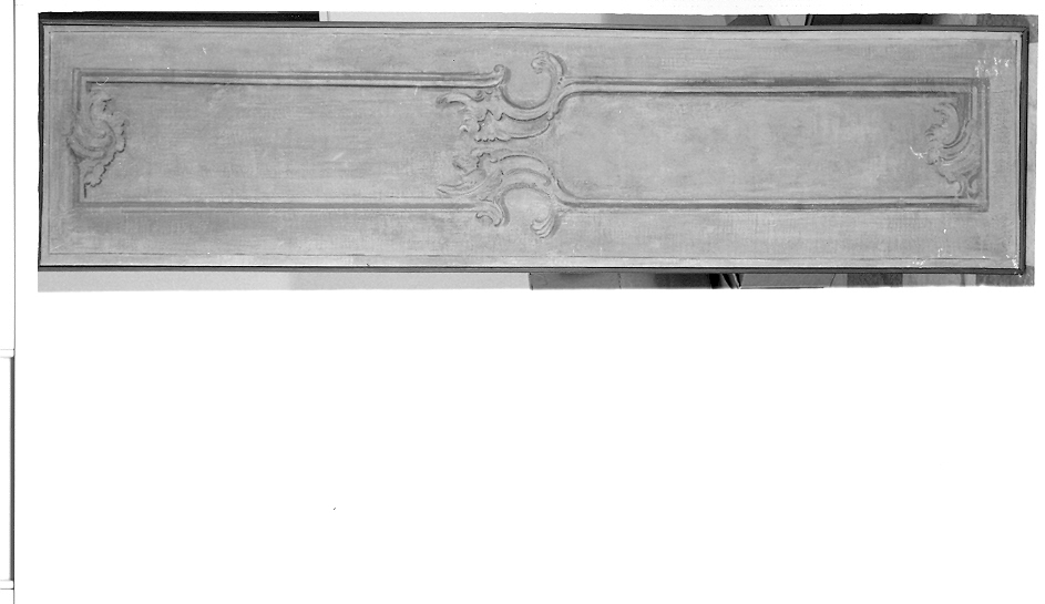 Pannello decorativo, motivi decorativi (dipinto, opera isolata) - ambito veneto (prima metà sec. XVIII)