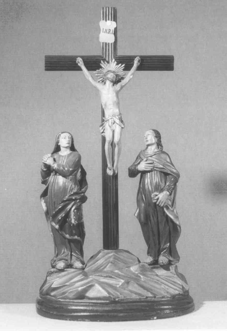 crocifissione di Cristo con la Madonna, San Giovanni Evangelista, Stephaton e Longino (gruppo scultoreo) - ambito veneto (sec. XIX)