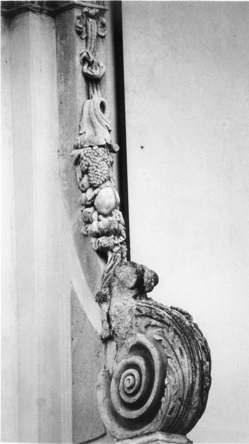 festone con frutti e nastri (rilievo) di Cristofali Adriano, Bortolani Bortolo (secc. XVIII/ XIX)