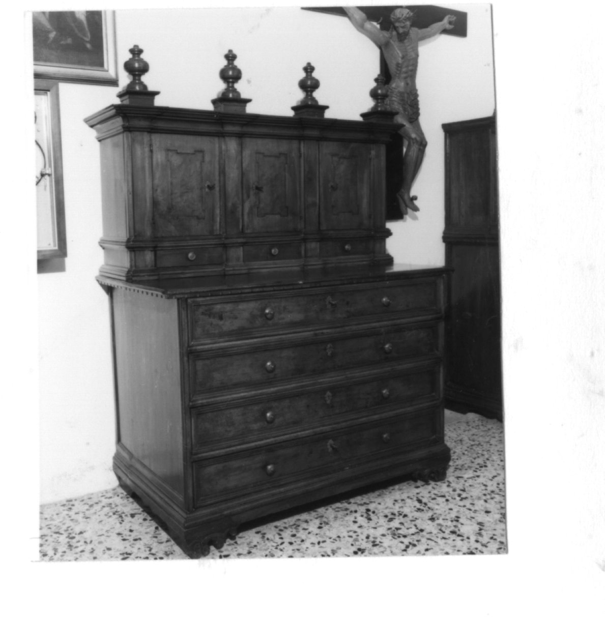 credenza con alzata - ambito veneto (sec. XIX)