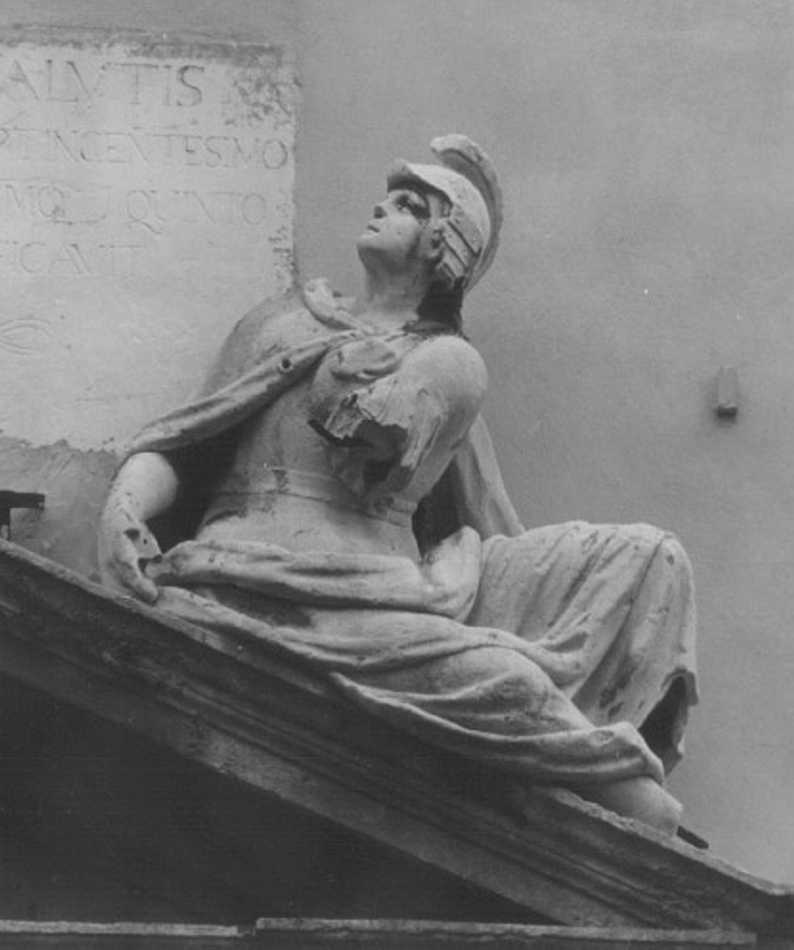 allegoria della Prudenza (statua, elemento d'insieme) di Finali Giovanni Angelo (sec. XVIII)