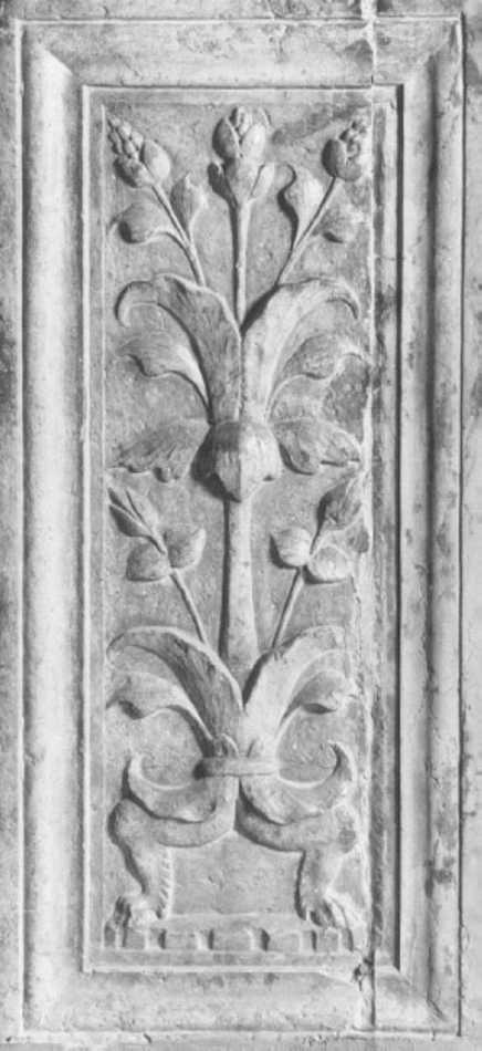 motivi decorativi a candelabra (rilievo) - ambito veneto (prima metà sec. XVI)