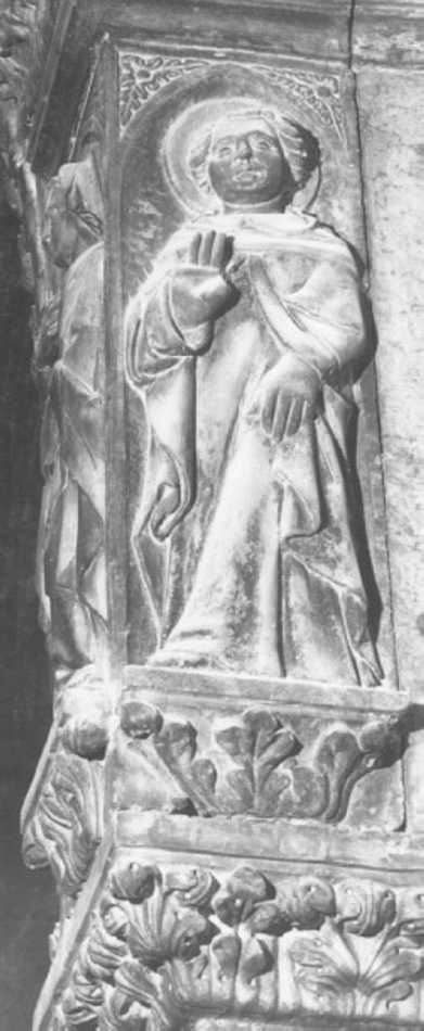 Santo (rilievo) di Lamberti Pietro (attribuito) (prima metà sec. XV)