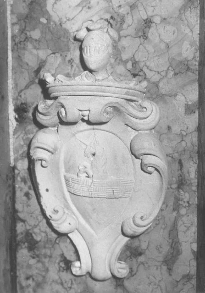 stemma gentilizio (decorazione plastica) - ambito veronese, ambito veronese (secc. XVII/ XVIII)
