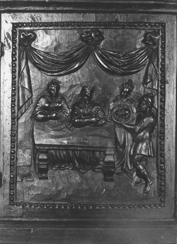 Salome consegna la testa di San Giovanni Battista a Erodiade (formella) - ambito veneto (sec. XVI)