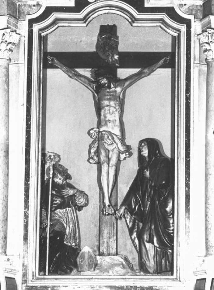 crocifissione di Cristo (gruppo scultoreo) di Peracca Daniele (sec. XVIII, sec. XIX)
