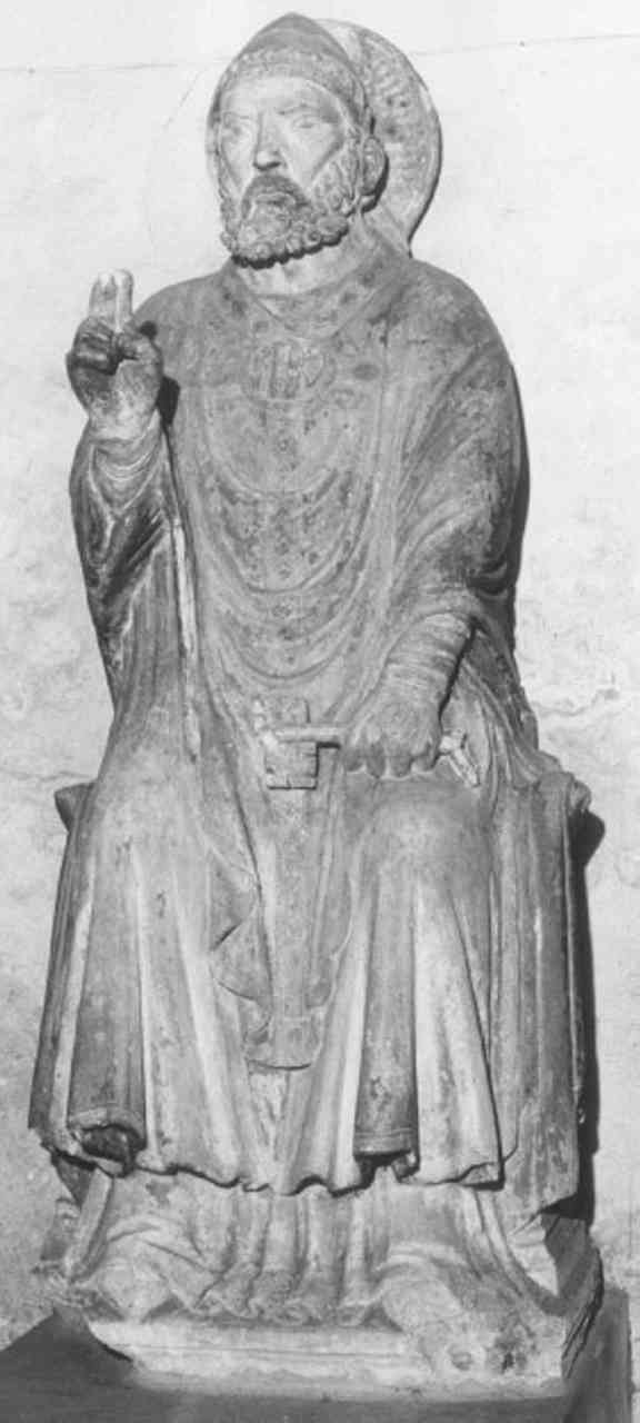 San Pietro in cattedra tra frati e fedeli (statua) di Rigino Di Enrico (attribuito) (sec. XIV)