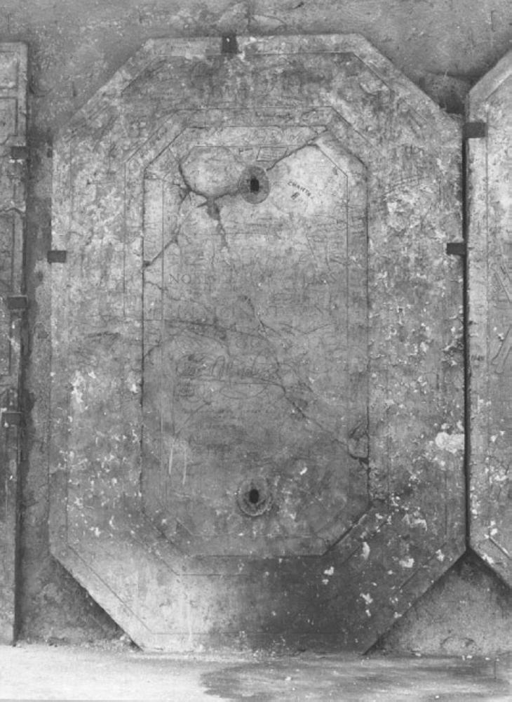 lastra tombale - ambito veneto (secc. XVI/ XVII)