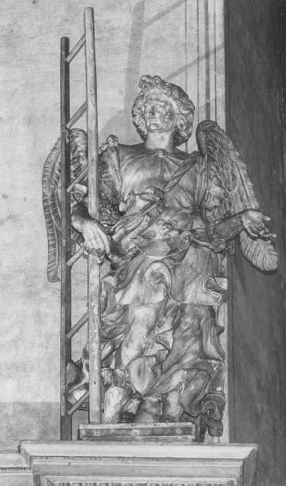 angelo con strumento della passione: scala (statua) di Marinali Orazio (attribuito), Cuzzetti Andrea (attribuito) (sec. XVII)