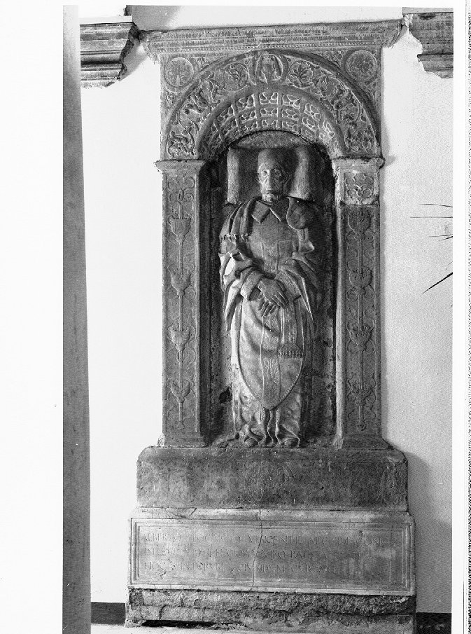 lastra tombale di Angelo Di Giovanni Da Verona detto Maestro Agnolo (attribuito) (sec. XV)