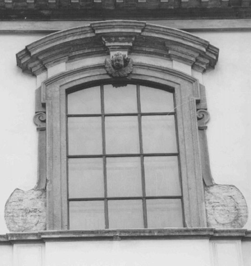 finestra di Muttoni Francesco (attribuito) (sec. XVIII)