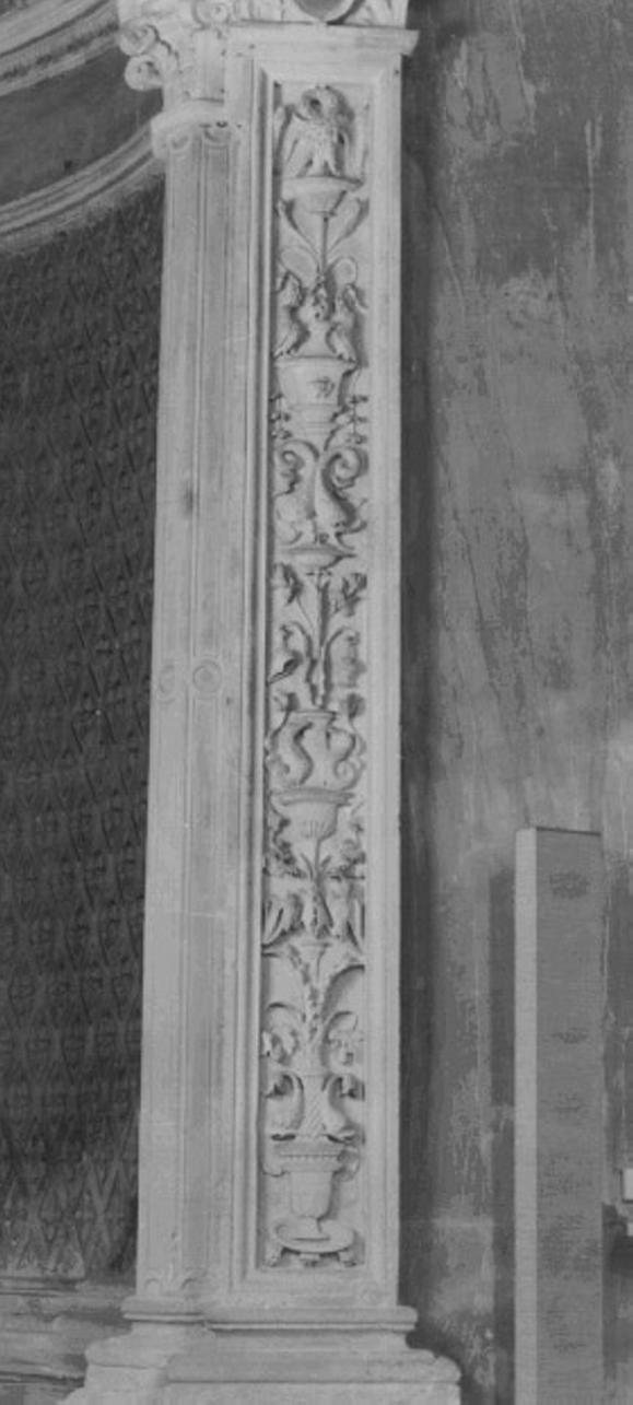 motivi decorativi a candelabra (rilievo) di Giovanni Di Giacomo Da Porlezza (attribuito) (secc. XV/ XVI)