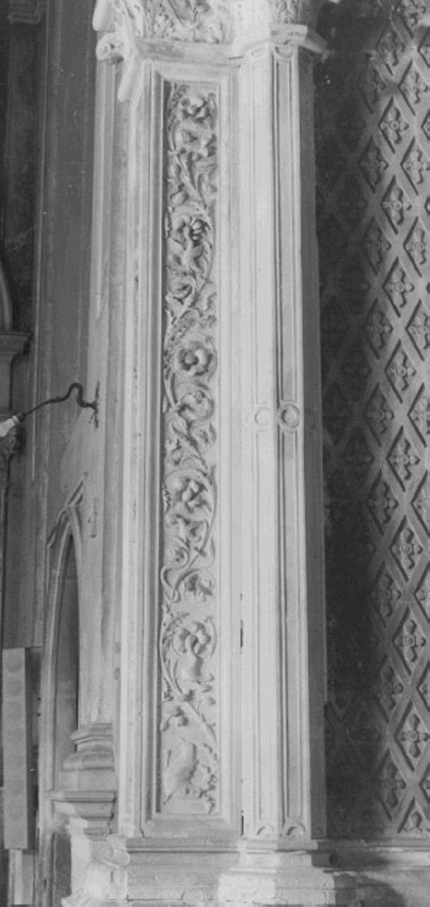motivi decorativi a candelabra (rilievo) di Giovanni Di Giacomo Da Porlezza (attribuito) (secc. XV/ XVI)