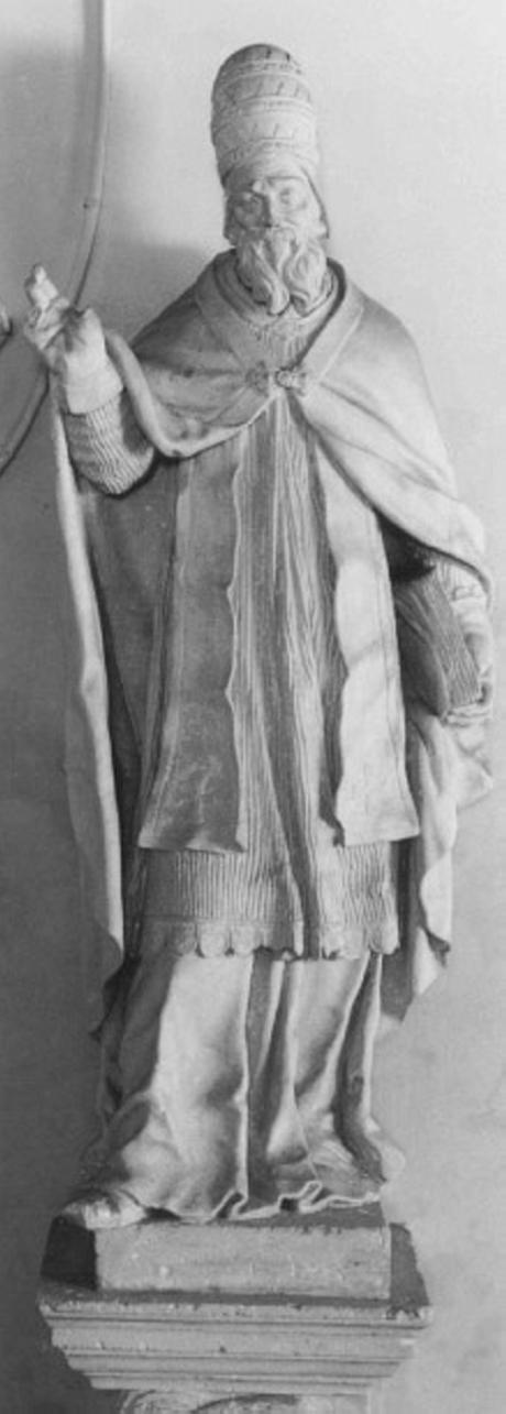 San Pio papa (statua) di Calvi Giovanni (attribuito) (secc. XVII/ XVIII)