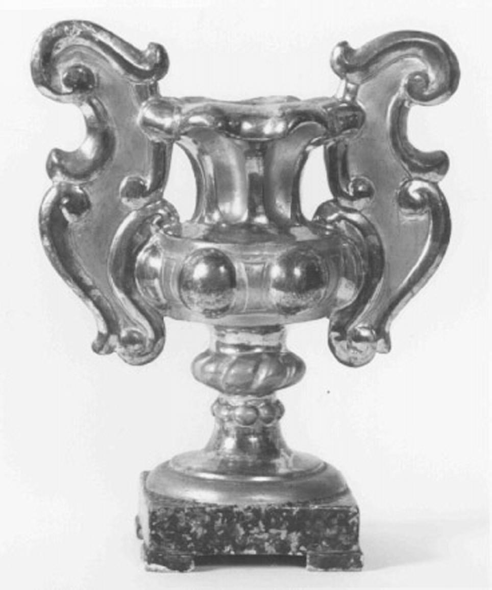 vaso d'altare con composizione floreale - ambito veneto (secc. XVIII/ XIX)