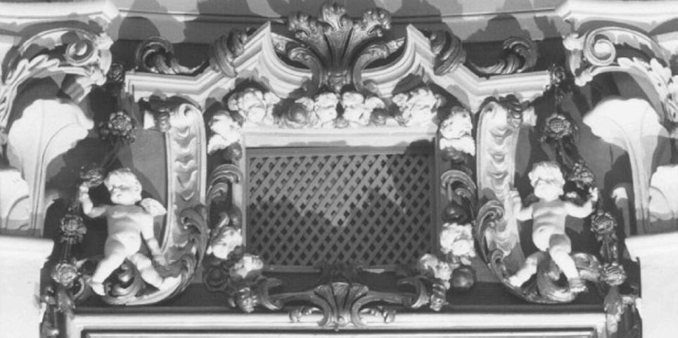 angeli e motivi decorativi fitomorfi (rilievo) - ambito vicentino (sec. XVIII)